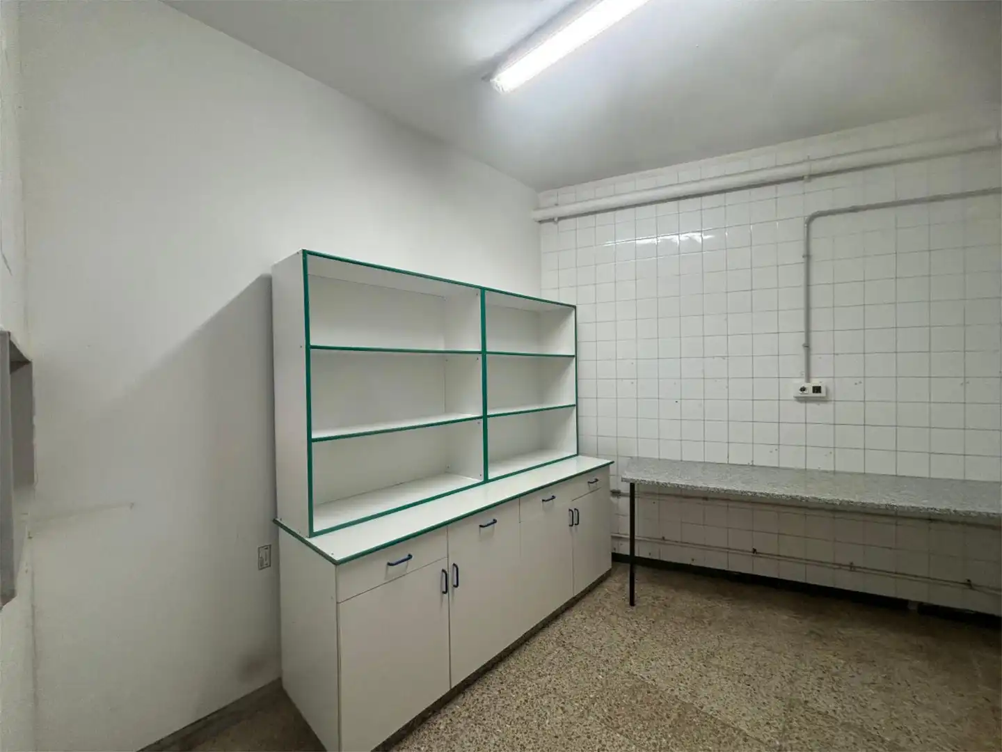 Geschaftsraum zur Miete in Rúa Sánchez Calviño, 27, Zona Ultramar Küche von Geschaftsraum zur Miete in Ferrol mit Parkett und Möbliert