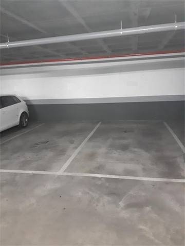 Garaje en Alquiler en Calle de Julián Camarillo, 46 en Simancas