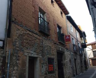 Vista exterior de Casa adosada en venda en Covarrubias