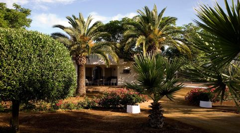 Foto 2 de Casa o chalet en venta en Calle Bonifacio IV, Carmona, Sevilla