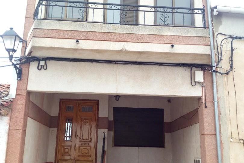 Casa adosada en venda a Calle de la Paja, 6, Viveros, Albacete - imatge 1 Foto 1 de Casa adosada en venda a Calle de la Paja, 6, Viveros, Albacete