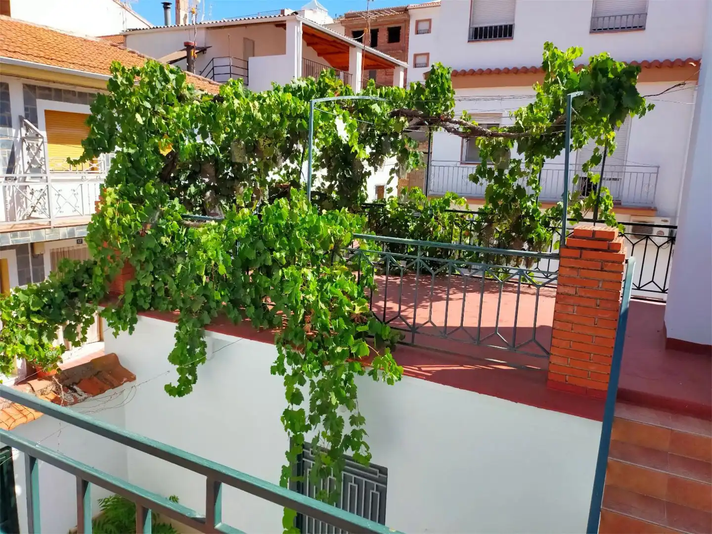 Casa adosada de alquiler en Calle Romero de Torres, 14, La Puerta de Segura Terraza de Casa adosada de alquiler en La Puerta de Segura con Calefacción, Jardín privado y Terraza