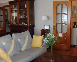 Living room of Flat for sale in Palencia Capital  with Parquet flooring, Terrace and Balcony