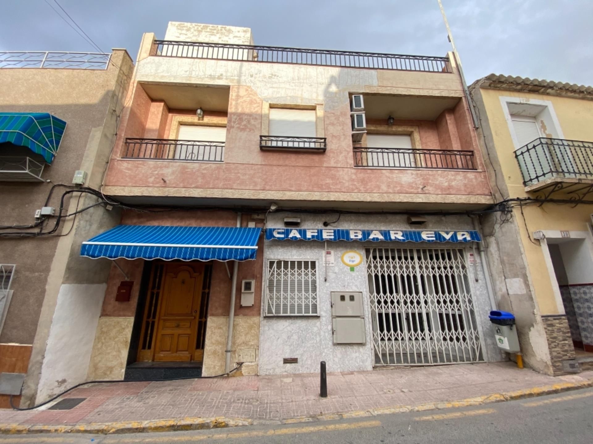 Vista exterior de Casa adosada en venda en Villanueva del Río Segura amb Aire condicionat i Terrassa
