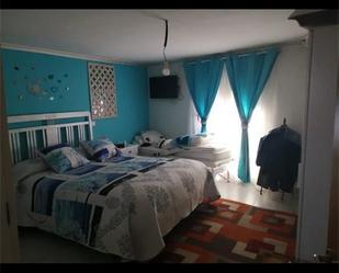 Dormitori de Casa adosada en venda en San Juan del Monte