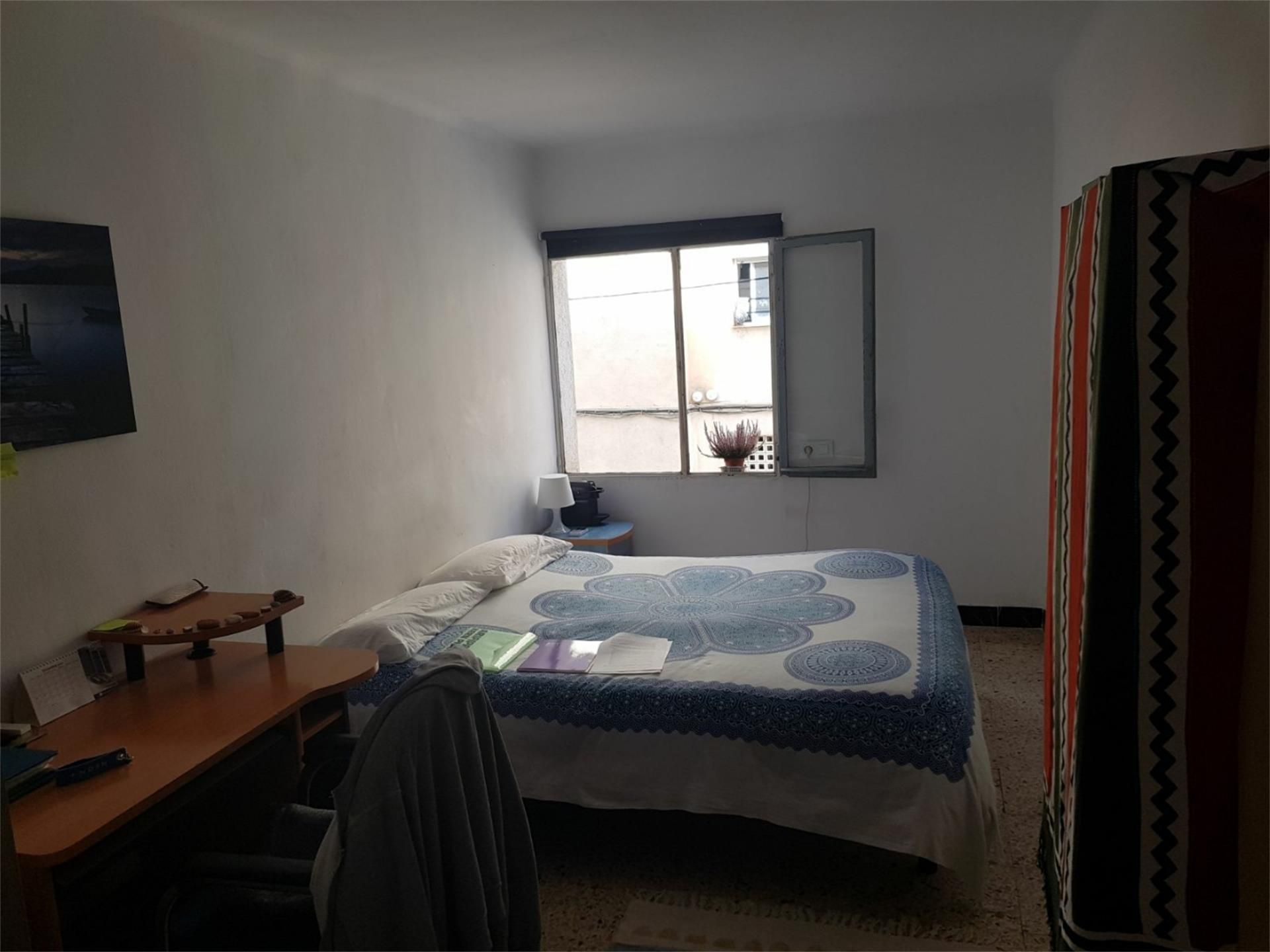 Bedroom of Flat to share in Mataró  with Air Conditioner, Heating and Parquet flooring