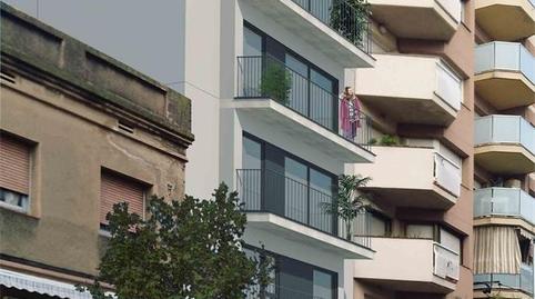 Foto 2 de Piso en venta en Carrer de Pere Pelegrí, Pubilla Cases, Barcelona