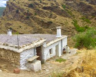 Vista exterior de Finca rústica en venda en Busquístar amb Jardí privat i Piscina