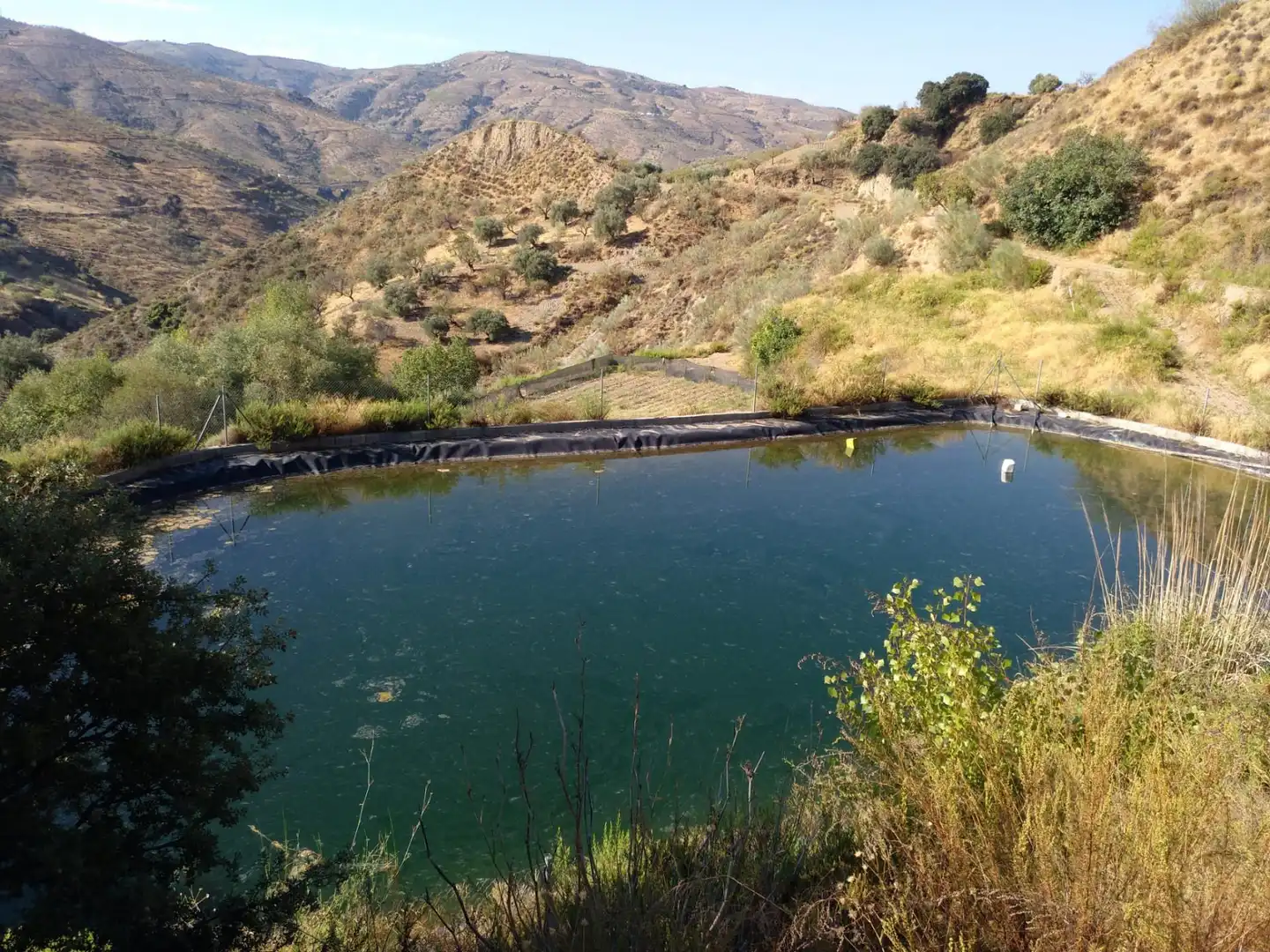 Bebaubares Gelände zum Verkauf in GR-413, Lobras Schwimmbecken von Bebaubares Gelände zum Verkauf in Lobras