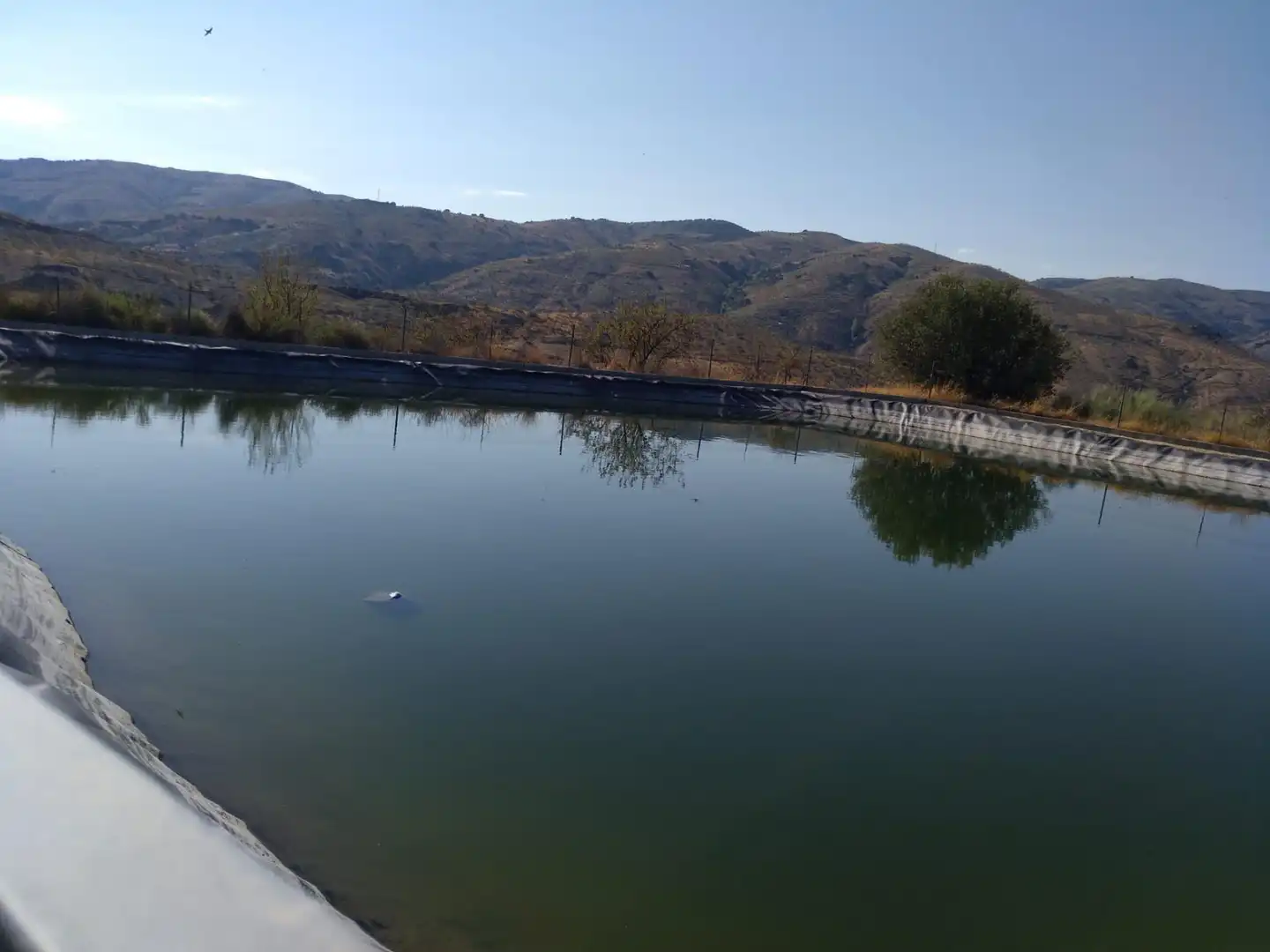 Bebaubares Gelände zum Verkauf in GR-413, Lobras Schwimmbecken von Bebaubares Gelände zum Verkauf in Lobras