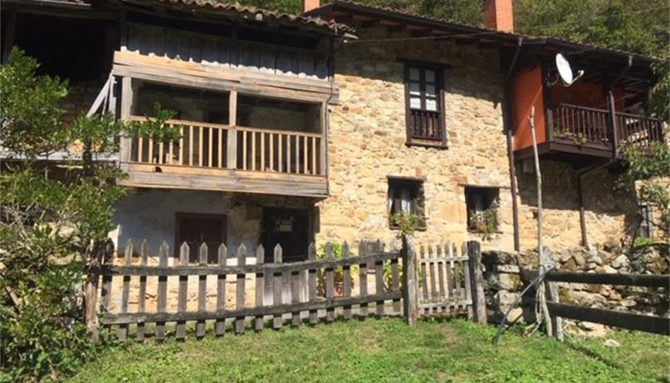 Foto 1 de Casa adosada en venta en Barrio la Villa, Piloña, Asturias
