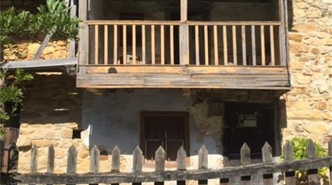 Foto 2 de Casa adosada en venta en Barrio la Villa, Piloña, Asturias