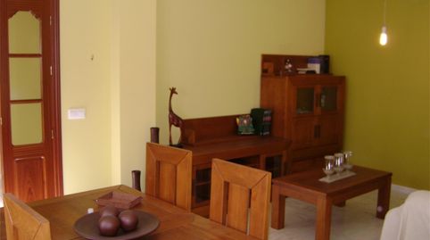 Foto 2 de Casa adosada en venta en Plaza de Andalucía, Almodóvar del Río, Córdoba