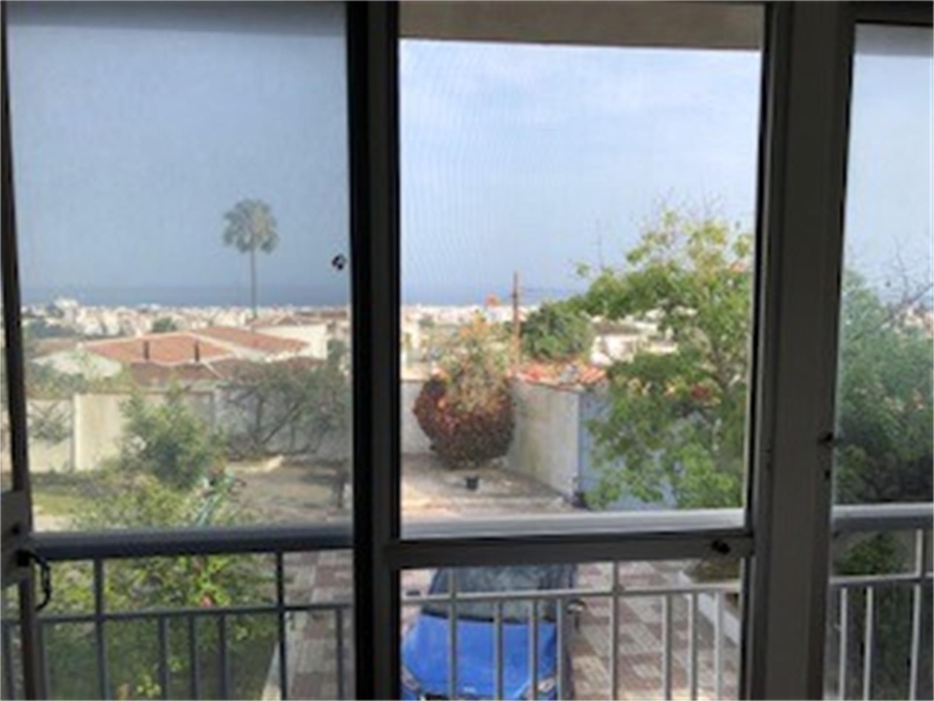 Flat for sale in Castillo Alto, Avda Pescia - Ctra de Frigiliana