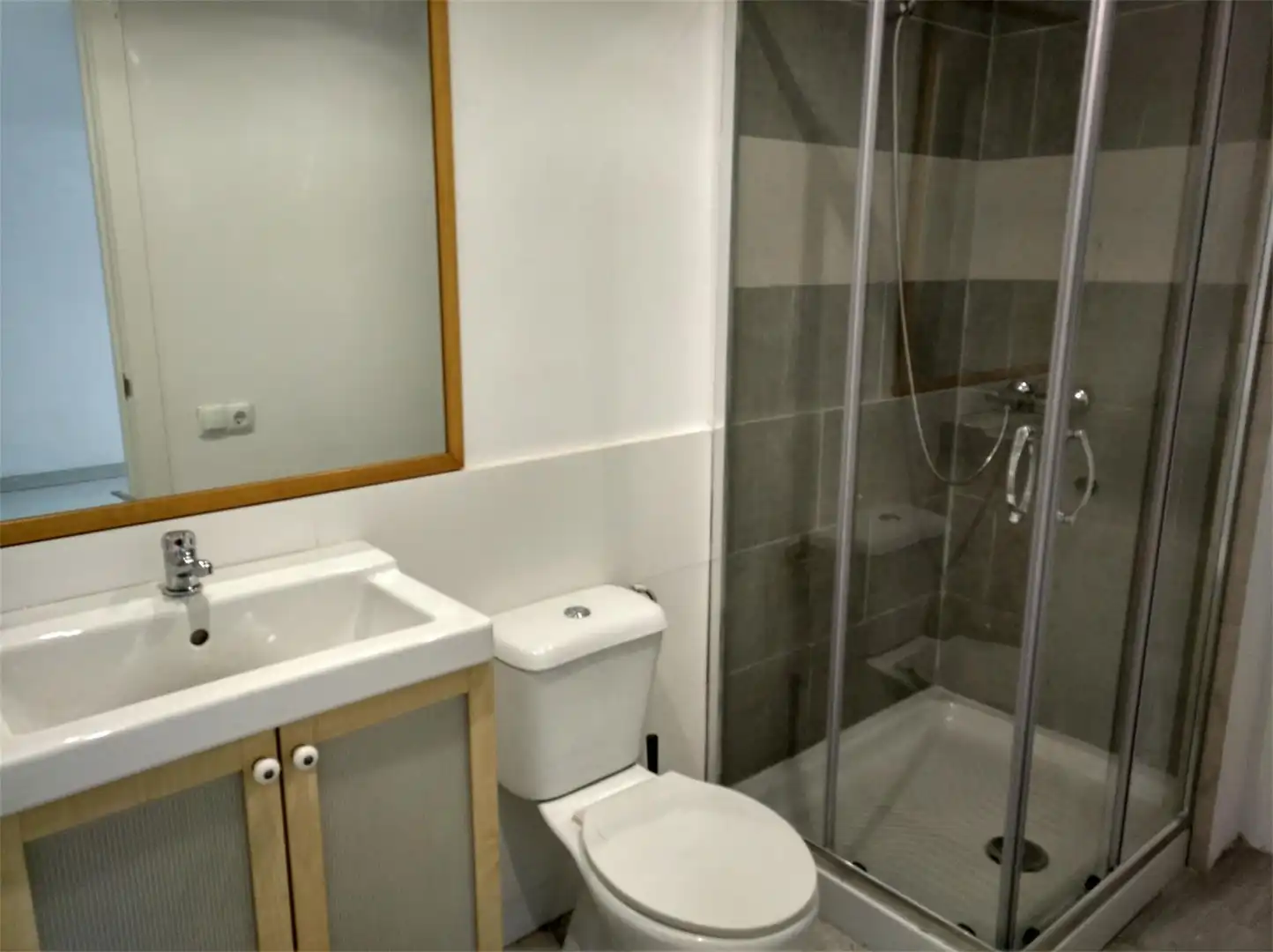 Planta baja en venta en Carrer de Calderón de la Barca, 42, El Carmel Baño de Planta baja en venta en Barcelona Capital