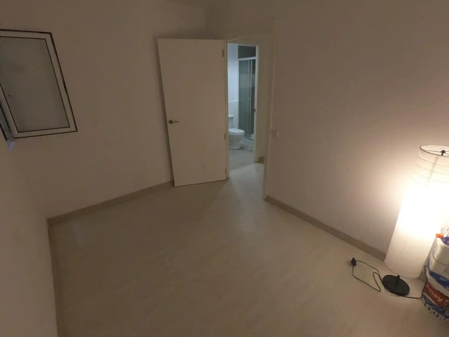 Planta baja en venta en Carrer de Calderón de la Barca, 42, El Carmel Habitación de Planta baja en venta en Barcelona Capital