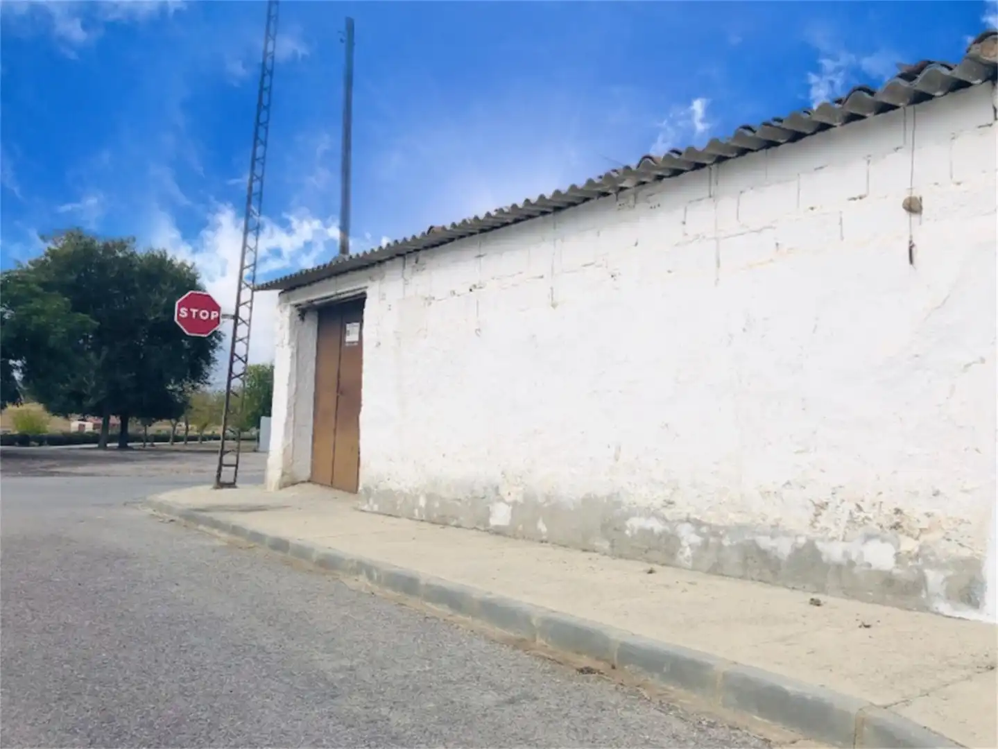 Casa adosada en venta en Calle San Isidro, 121, Granja de Torrehermosa Vista exterior de Casa adosada en venta en Granja de Torrehermosa con Jardín privado, Terraza y Trastero