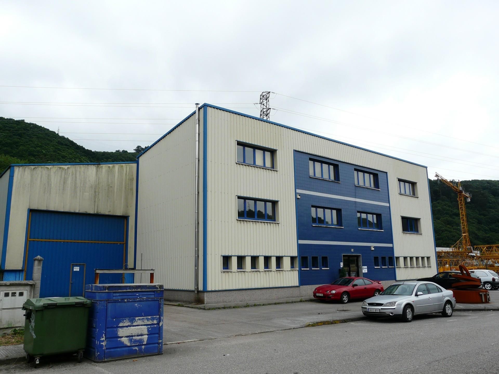 Vista exterior de Nau industrial en venda en Langreo
