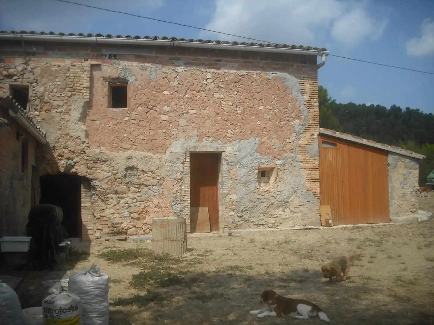 Finca rústica en venda a C-37, Santa Maria de Miralles Vista exterior de Finca rústica en venda en Santa Maria de Miralles amb Parquet i Piscina