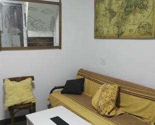 Sala d'estar de Casa o xalet en venda en Páramo del Sil