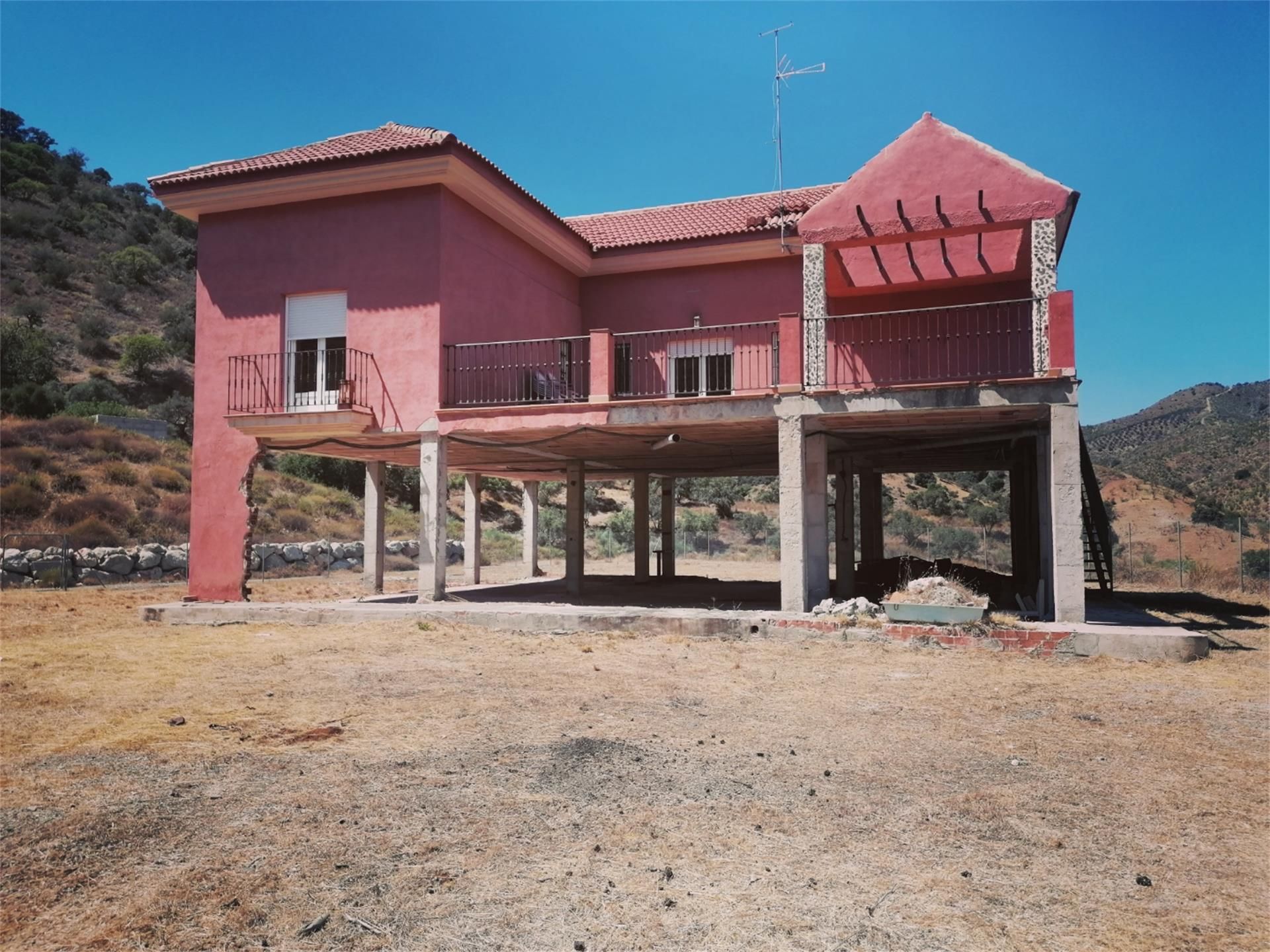Vista exterior de Finca rústica en venda en Málaga Capital amb Jardí privat, Terrassa i Forn