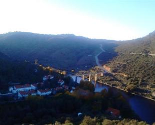 Vista exterior de Planta baixa en venda en Valdecañas de Tajo