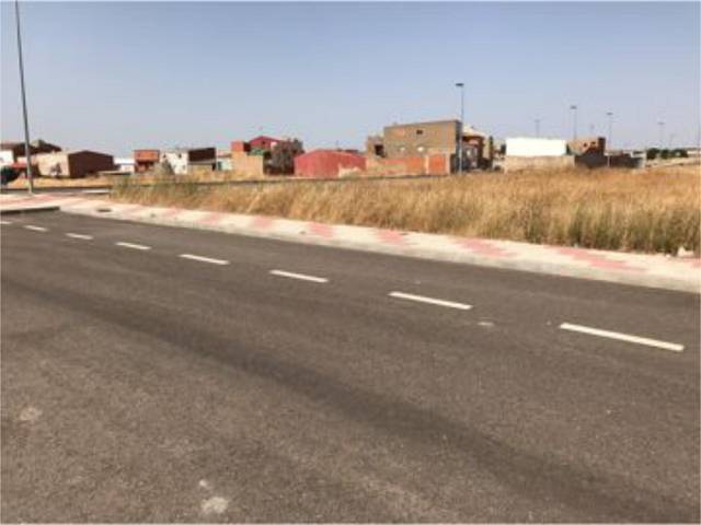 Terreno en Venta en Calle Enrique Tierno Galván en Calamonte