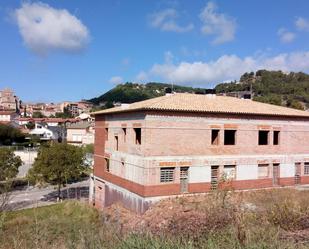 Vista exterior de Casa adosada en venda en Moià amb Terrassa