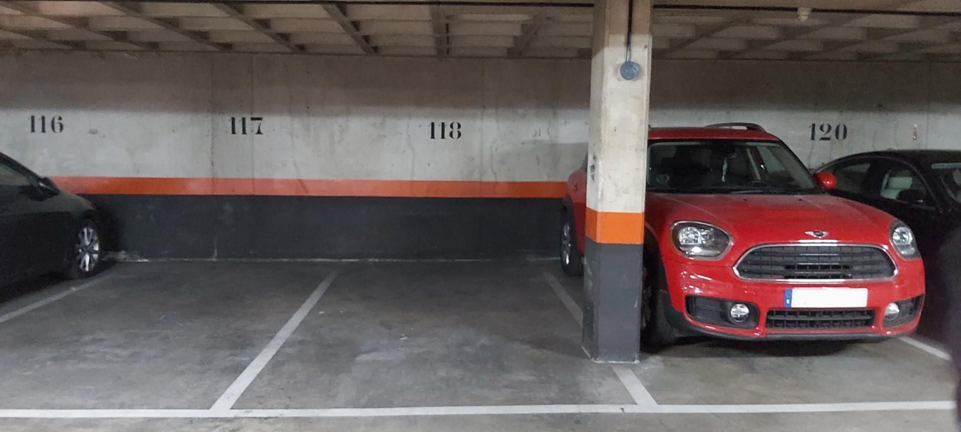 Parking of Garage for sale in  Madrid Capital