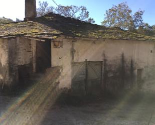 Vista exterior de Finca rústica en venda en O Incio  amb Jardí privat i Traster