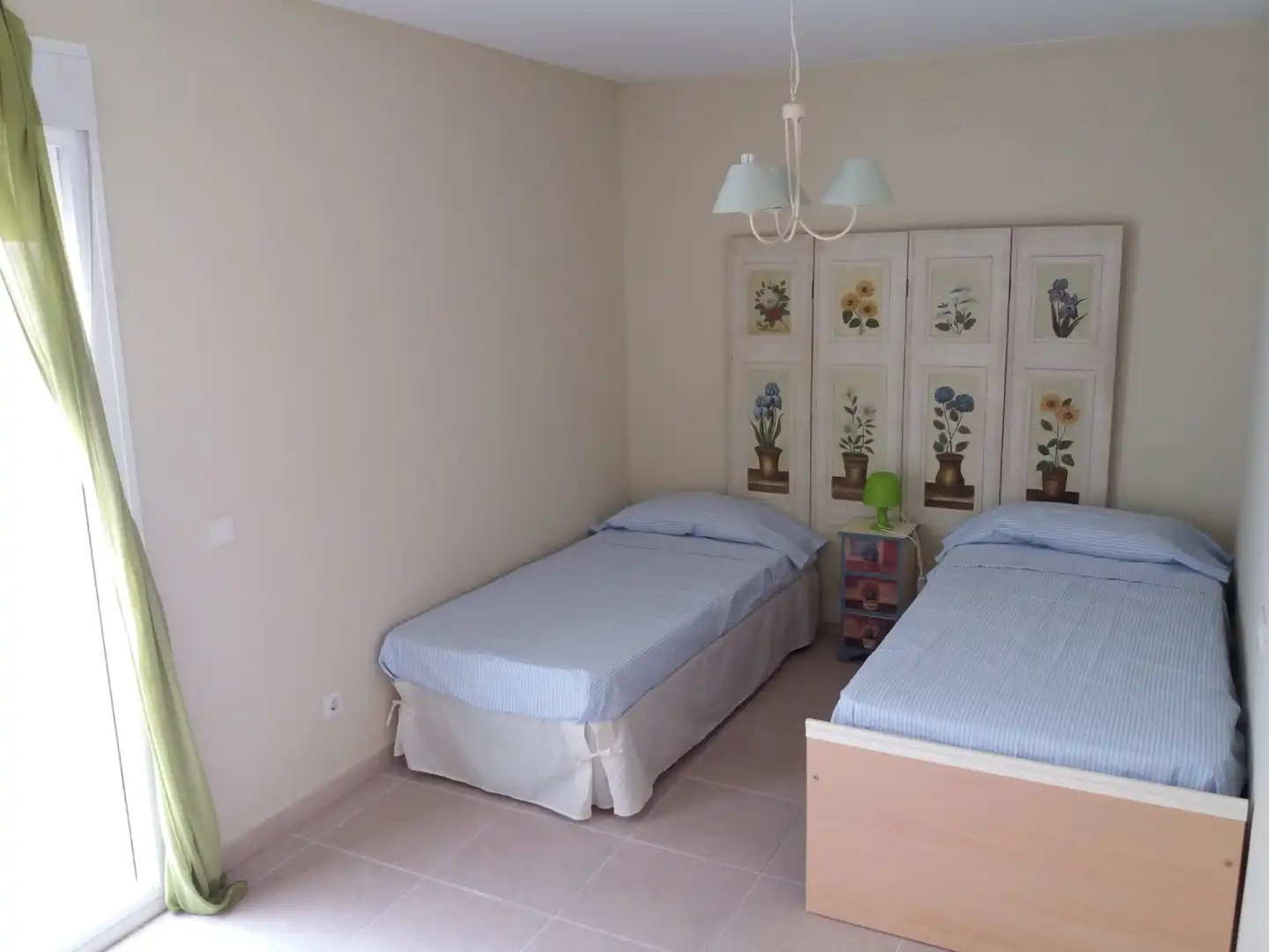 Habitación de Piso en venta en Benicasim / Benicàssim con Aire acondicionado, Terraza y Piscina