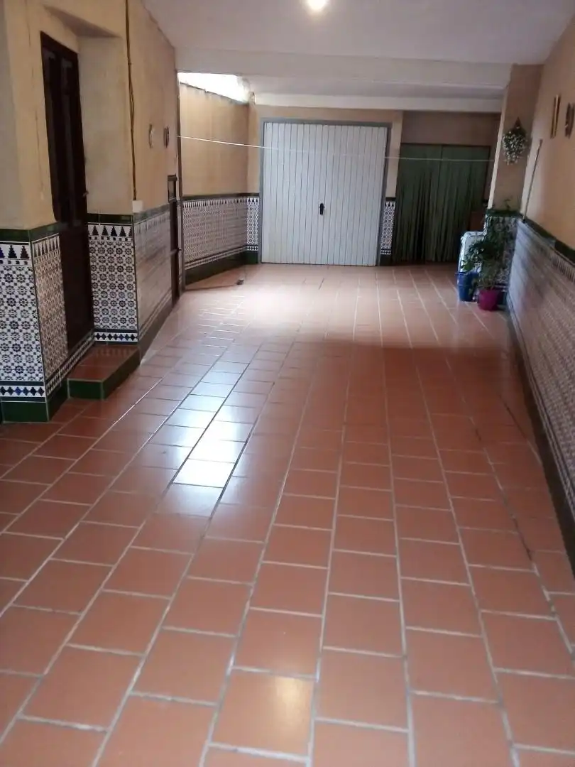 Piso en venta en Calle Olivarillo, Torrenueva Piso en venta en Torrenueva con Terraza y Balcón
