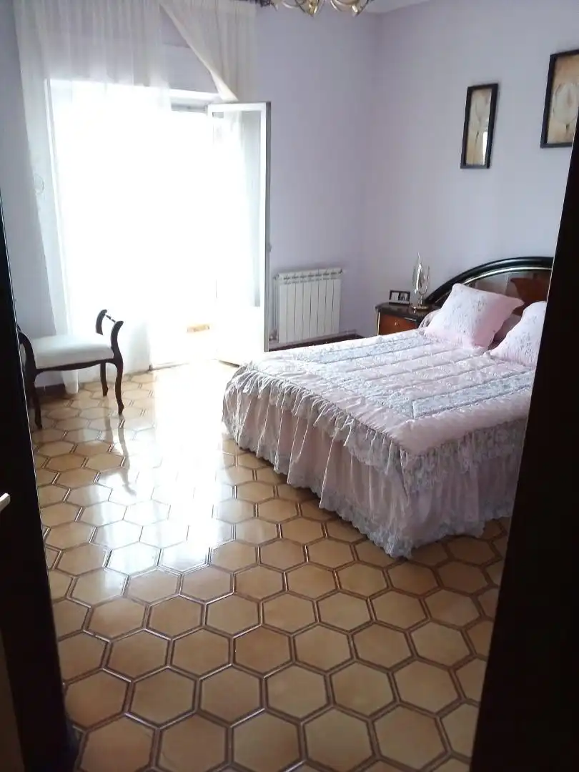 Piso en venta en Calle Olivarillo, Torrenueva Habitación de Piso en venta en Torrenueva con Terraza y Balcón