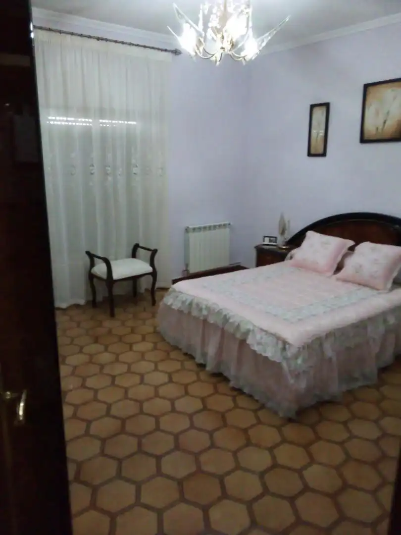 Piso en venta en Calle Olivarillo, Torrenueva Habitación de Piso en venta en Torrenueva con Terraza y Balcón