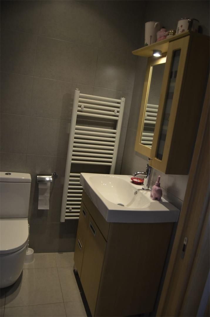Bathroom of Duplex for sale in Alguaire  with Air Conditioner, Parquet flooring and Terrace