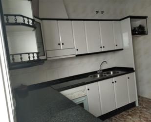 Kitchen of Flat for sale in Salvatierra de los Barros