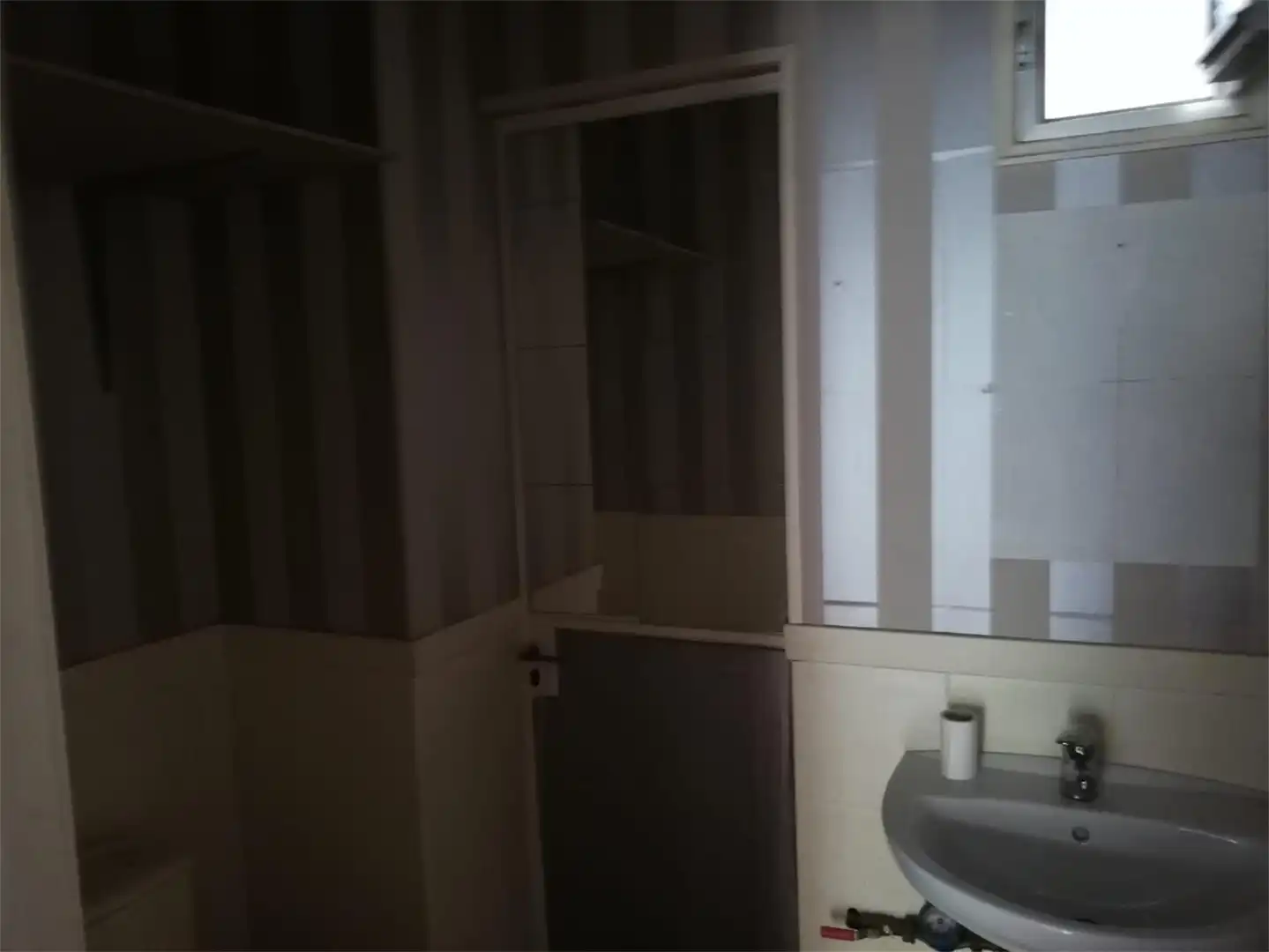 Badezimmer von Lagerraum zum Verkauf in Madrid