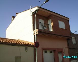 Exterior view of Planta baja for sale in Malpica de Tajo  with Heating, Terrace and Oven