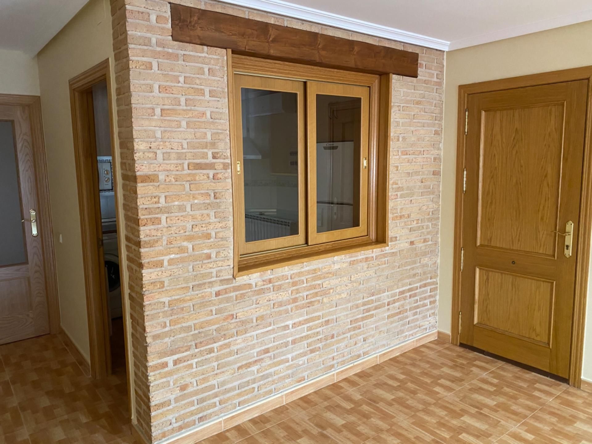 Flat for sale in Consuegra  with Air Conditioner, Heating and Terrace