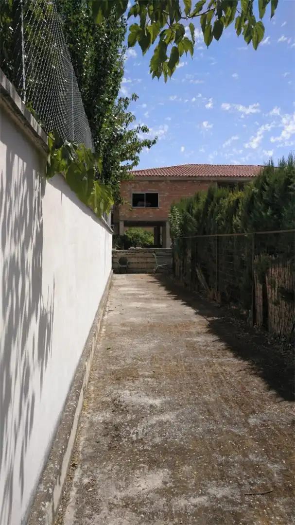 Bebaubares Gelände zum Verkauf in Calle Celestino Mutis, Santa Fe Außenansicht von Bebaubares Gelände zum Verkauf in Santa Fe