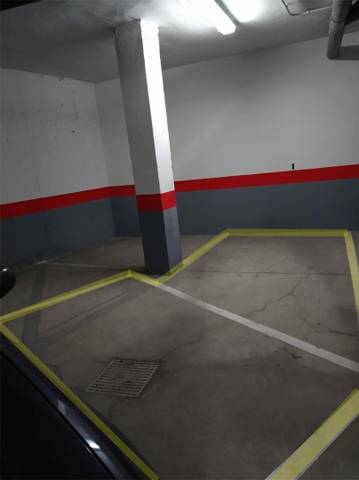 Garaje en Venta en Plaza Virgen de Antigua en Casco Antiguo Norte