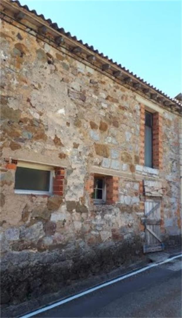 Exterior view of Box room for sale in Villamanín