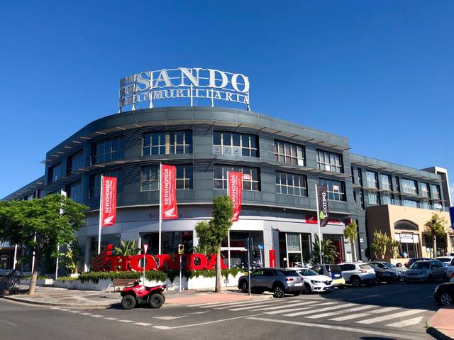 Oficina en Alquiler en Calle Sigfrido, 1 en Distrito Zeta - Recinto Ferial Cortijo de Torres