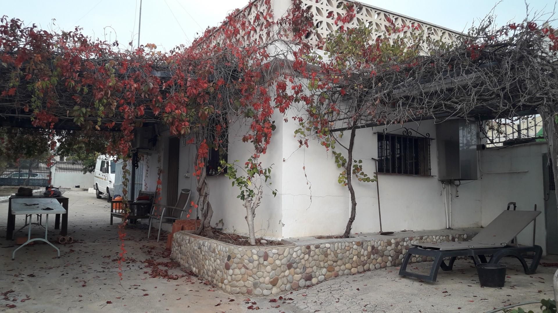 Exterior view of House or chalet for sale in Montroy  with Air Conditioner, Terrace and Swimming Pool
