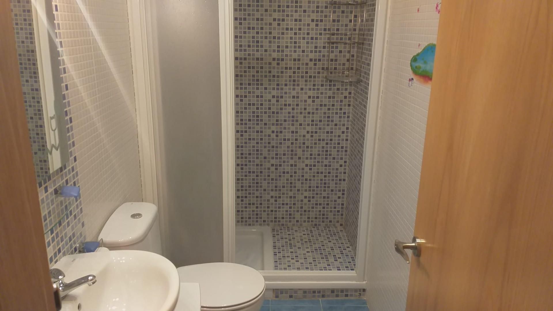 Bathroom of Single-family semi-detached for sale in Pozuelo de Calatrava  with Air Conditioner, Heating and Parquet flooring