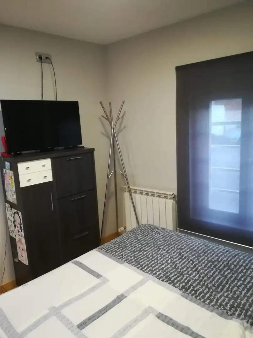 Dormitori de Casa adosada en venda en Valladolid amb Calefacció, Jardí privat i Parquet