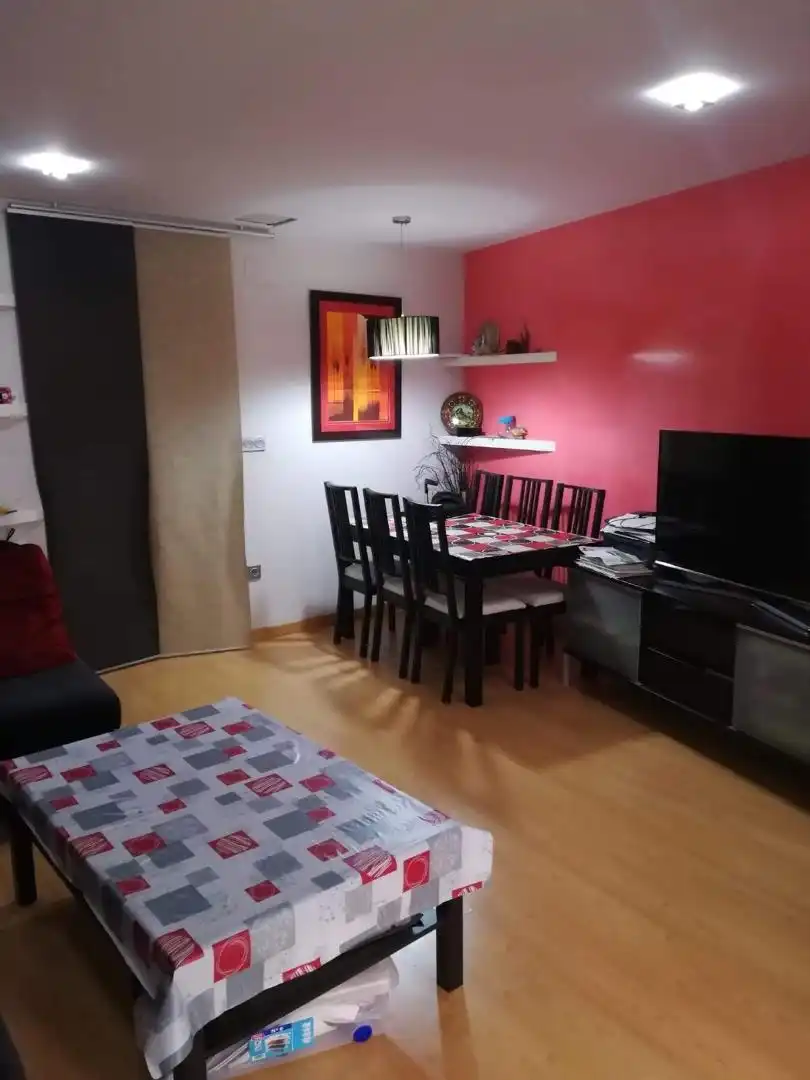 Menjador de Casa adosada en venda en Valladolid amb Calefacció, Jardí privat i Parquet
