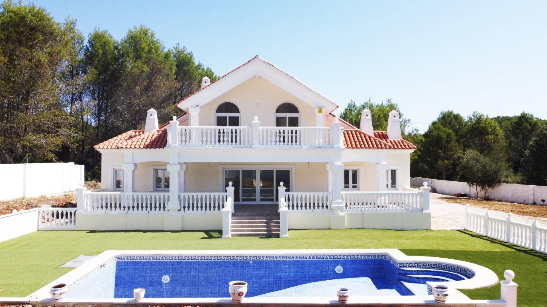 Vista exterior de Casa o xalet en venda en Villalonga amb Terrassa, Piscina i Balcó