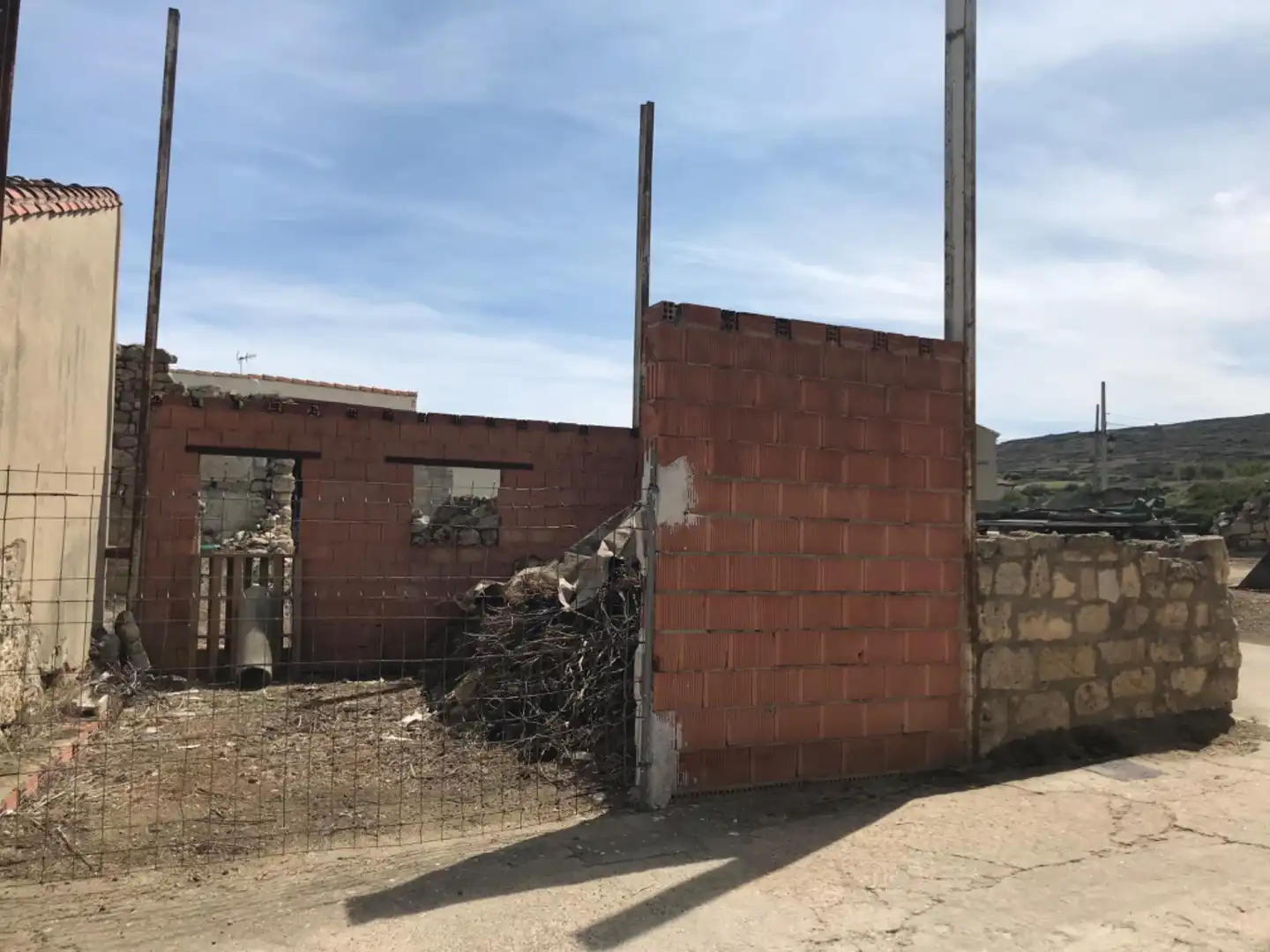 Finca rústica en venta en Calle Iglesia, 4, Villaquirán de la Puebla Vista exterior de Finca rústica en venta en Villaquirán de la Puebla con Amueblado