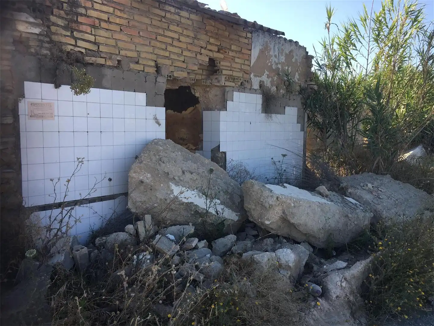 Exterior view of Land for sale in Utrera